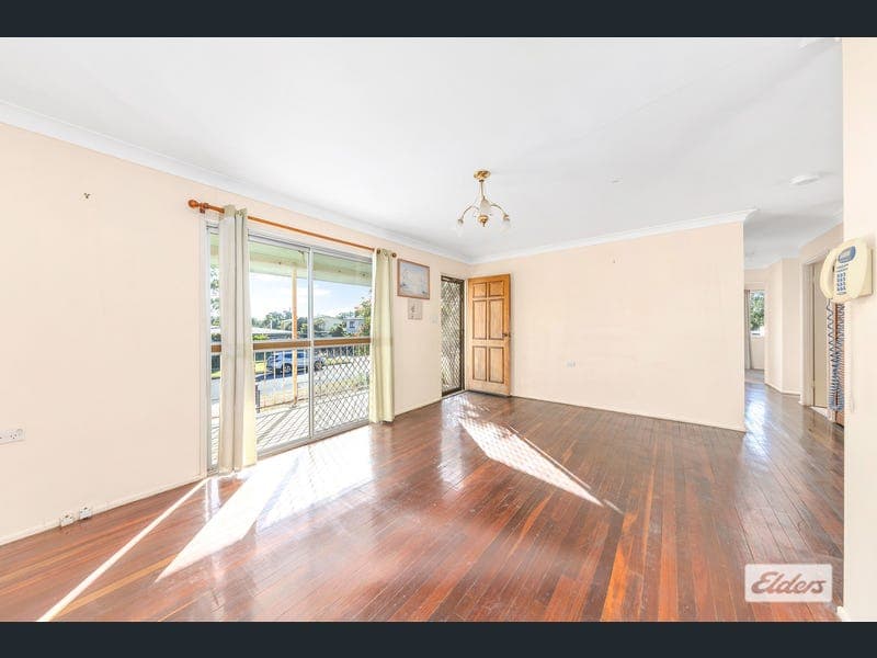 15 Gibson Grove, Emerald — photo 1 of 5
