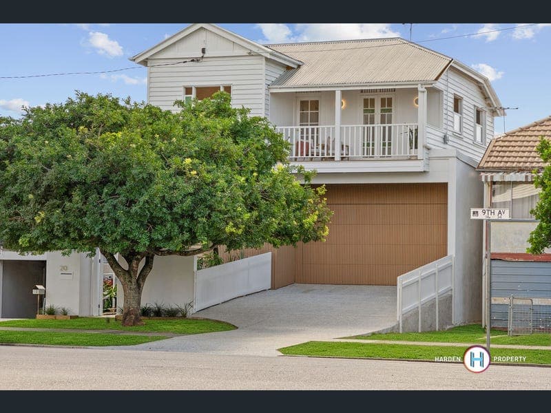 20 Ninth Avenue, Sandgate — photo 1 of 5