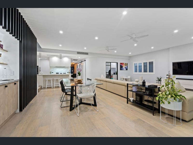 28 Fennessy Close, Wakerley — photo 1 of 5