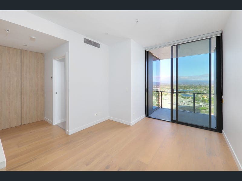 12608/5 Darling Ave, Broadbeach — photo 1 of 5