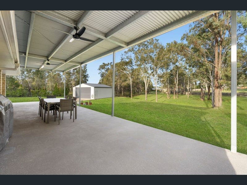 5 Riley Court, Kensington Grove — photo 1 of 5