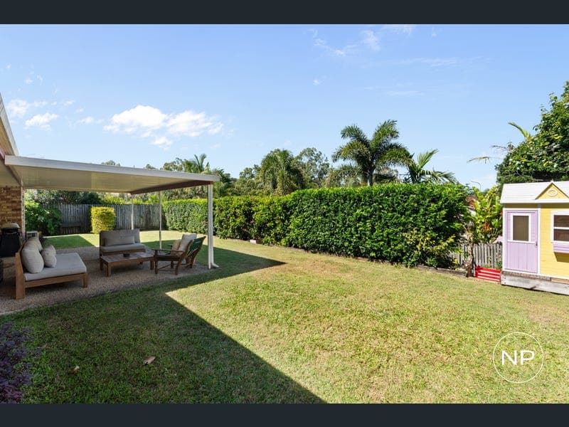 8 Ghost Gum Court, Albany Creek — photo 1 of 5