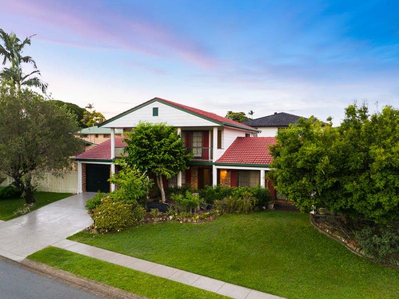 30 Driftwood Street, Sunnybank Hills — photo 1 of 5