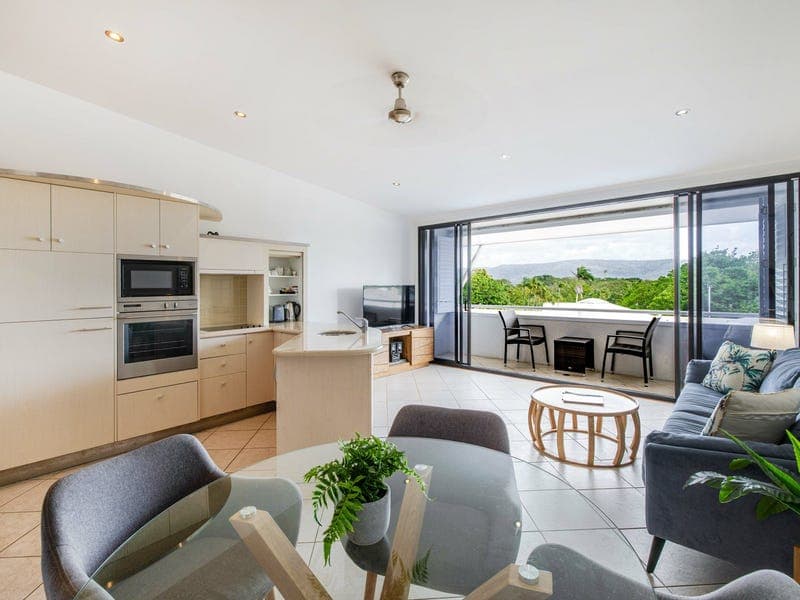 13 Saltwater/26-30 Macrossan Street, Port Douglas — photo 1 of 5