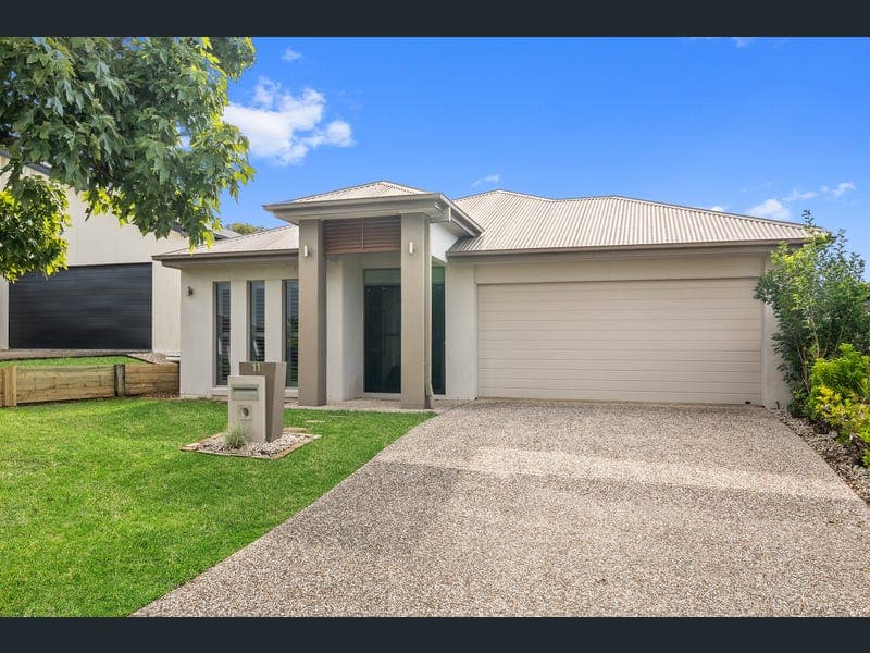 11 Eaton Close, North Lakes — photo 1 of 5