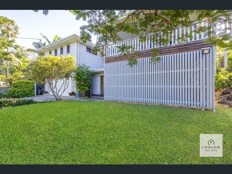 17 Pear Street, Redland Bay — photo 1 of 5