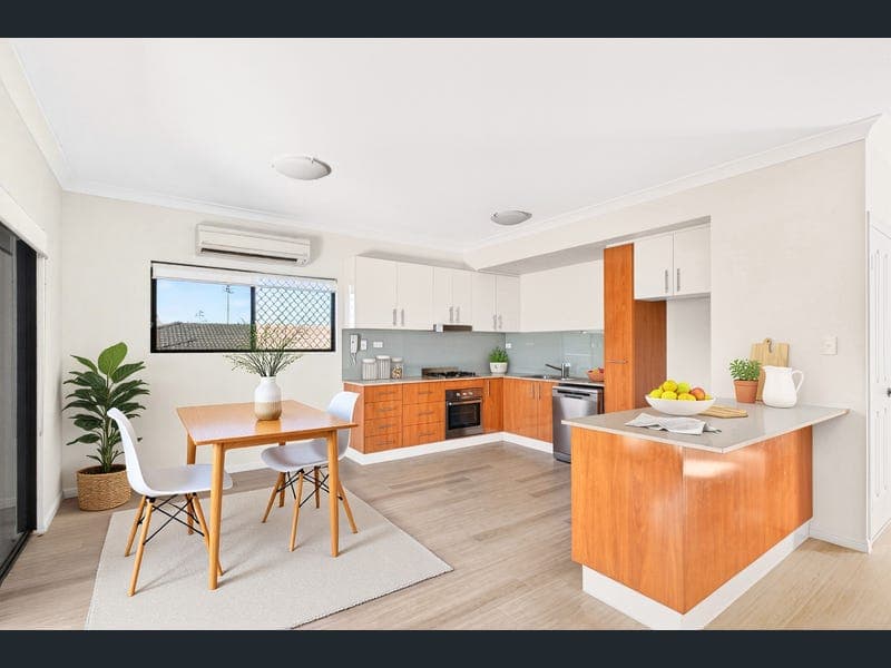 4/12 Seeney Street, Zillmere — photo 1 of 5