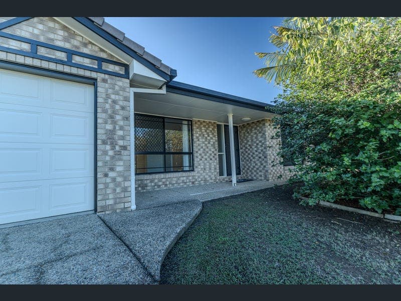 62 Sandalwood Drive, Yamanto — photo 1 of 5
