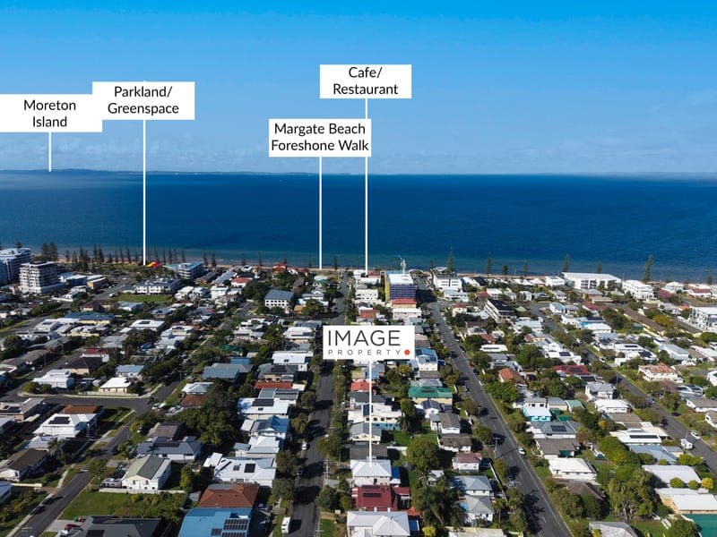 41 Robertson Avenue, Margate — photo 1 of 5