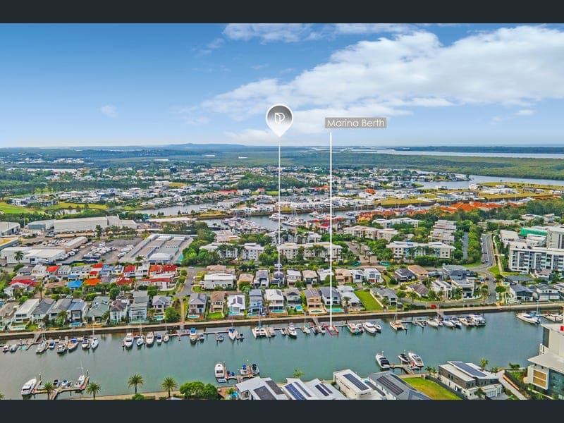 35 Harbour Rise, Hope Island — photo 1 of 5