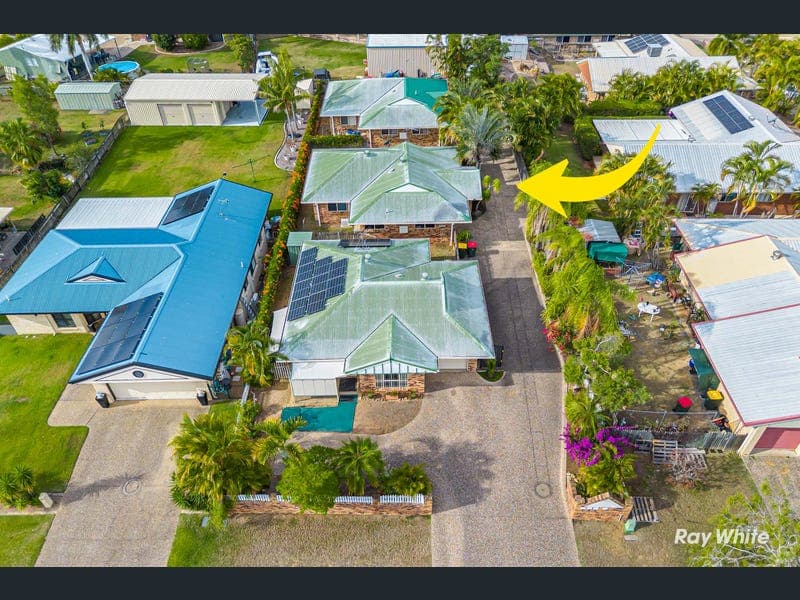 2/24 Price Avenue, Kawana — photo 1 of 5
