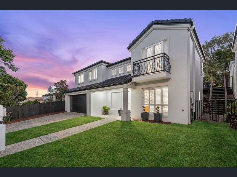 14 Elfin Street, Robina — photo 1 of 5