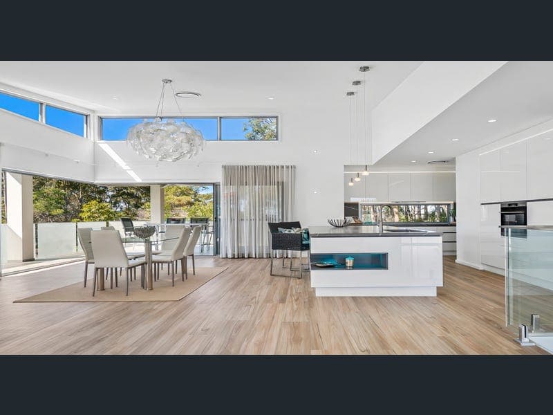 1 Bowerbird Close, Peregian Springs — photo 1 of 5