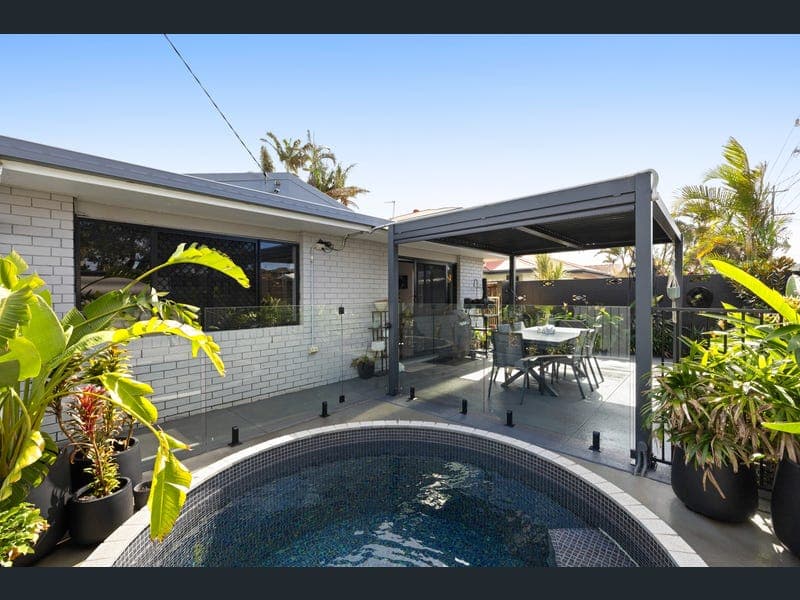 62 Point Cartwright Drive, Buddina — photo 1 of 5