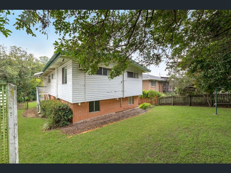 61 Kolora Crescent, Ferny Hills — photo 1 of 5