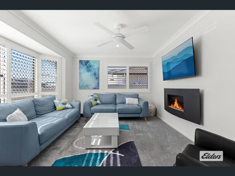 4 Shipley Street, Warwick — photo 1 of 5