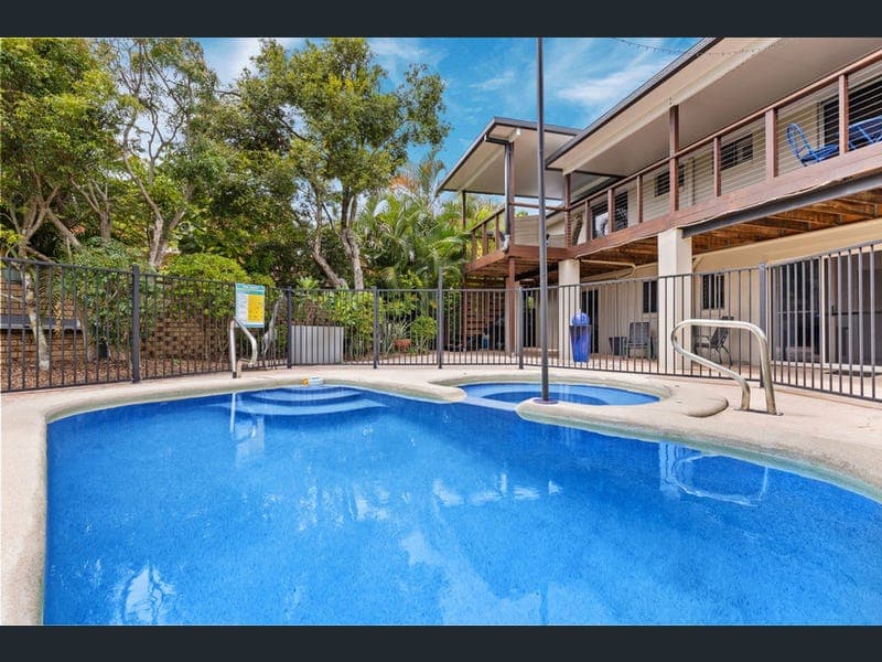 55 Abalone Avenue, Paradise Point — photo 1 of 5
