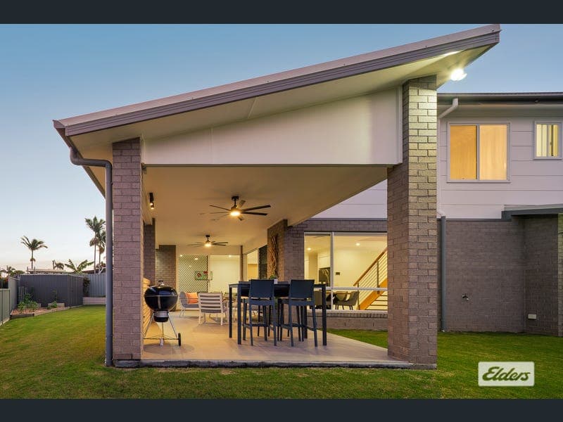 18 Merchant Court, Springwood — photo 1 of 5