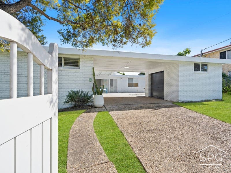 8 Treeby Street, Tingalpa — photo 1 of 5