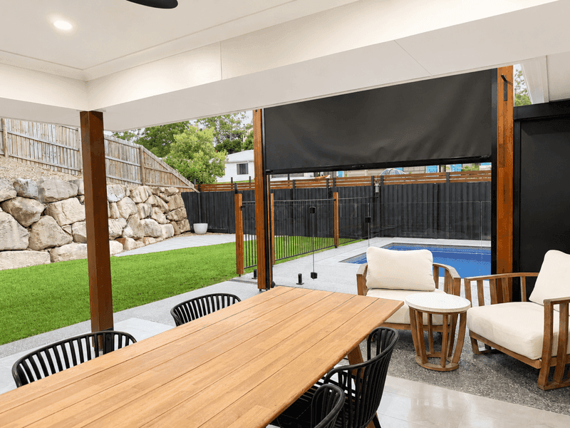 33 Fitzroy Avenue, Clinton — photo 1 of 5