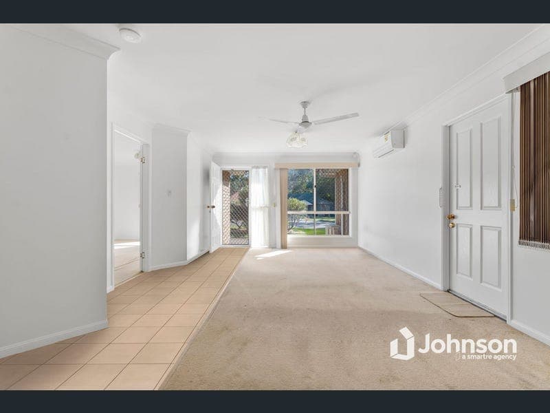 124 Lamberth Road, Regents Park — photo 1 of 5