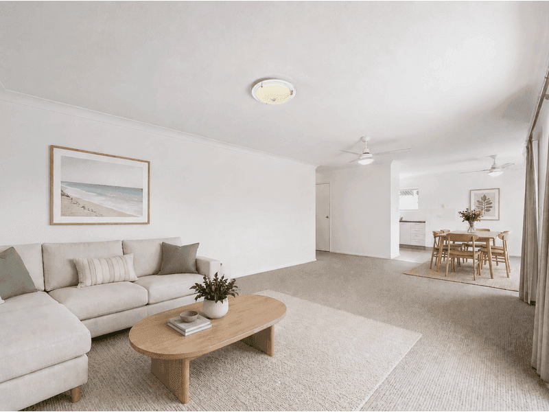 12/102 Hornibrook Esplanade, Clontarf — photo 1 of 5