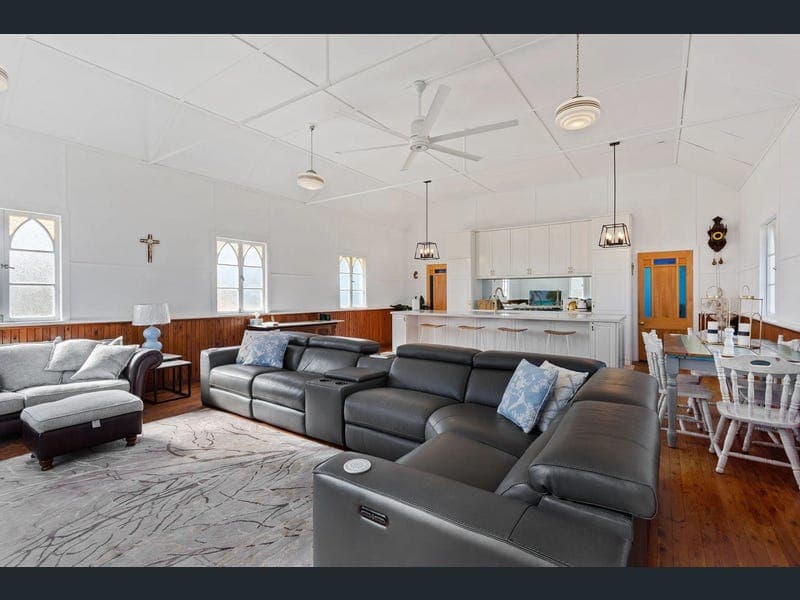 10 Margaret Street, Maclagan — photo 1 of 5