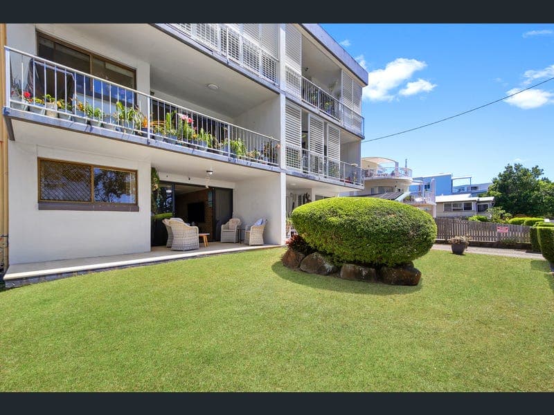 2/107 Bradman Avenue, Maroochydore — photo 1 of 5