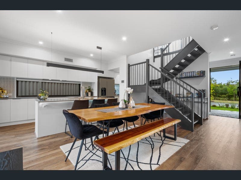 18 Sandpiper Terrace, Worongary — photo 1 of 5