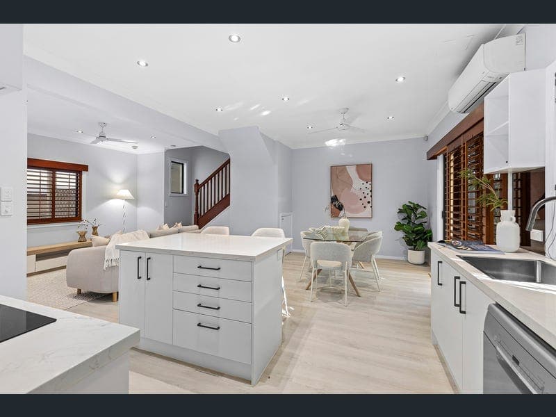3/65 Wickham Street, Morningside — photo 1 of 5