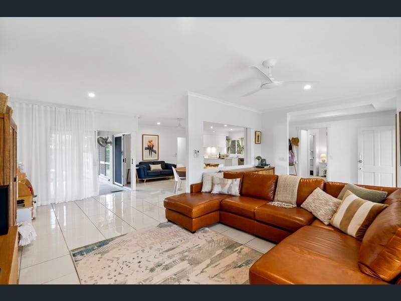 37 Summer Hill Drive, Mooroobool — photo 1 of 5