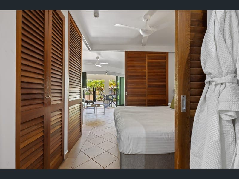21/9-13 Esplanade, Port Douglas — photo 1 of 5