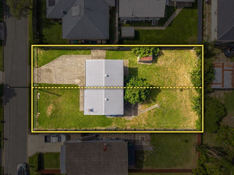 38-40 Windsor Place, Deception Bay — photo 1 of 5