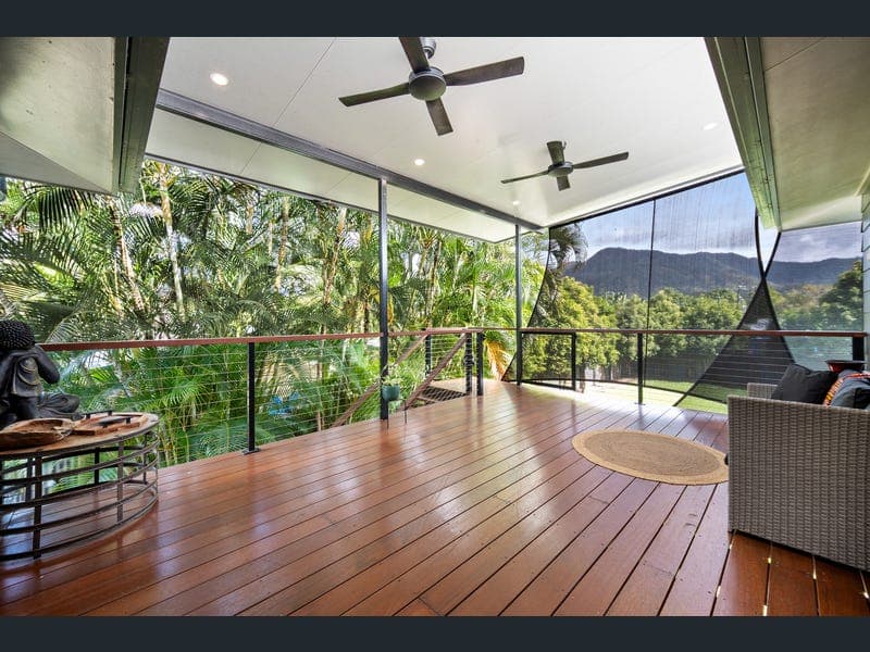 15 Universal Close, White Rock — photo 1 of 5
