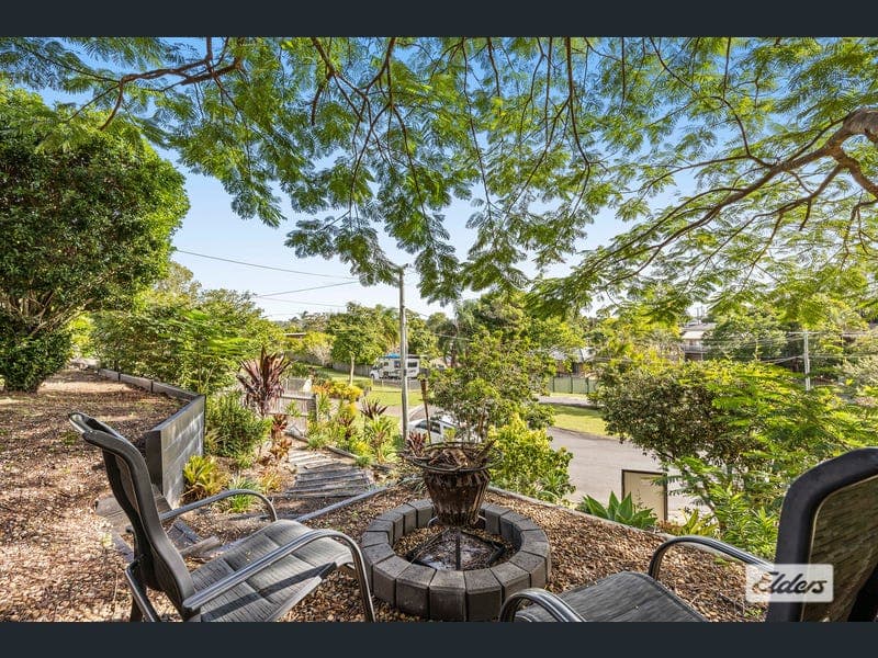 4 Camber Court, Shailer Park — photo 1 of 5