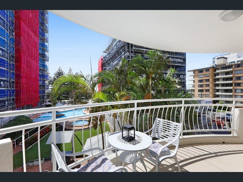 2B/3 Second Avenue, Burleigh Heads — photo 1 of 5