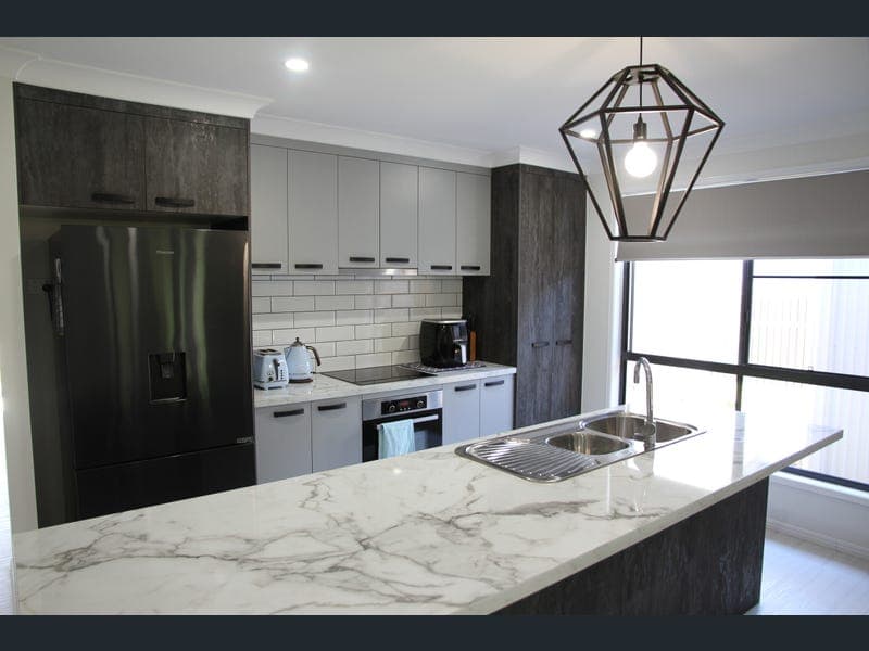 22 Waugh Street, Urangan — photo 1 of 5