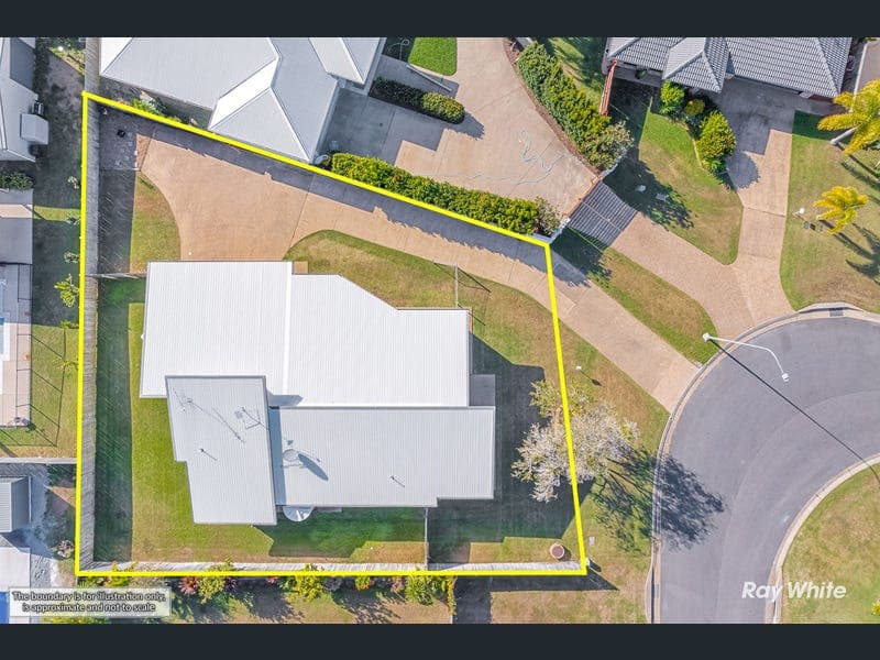 28 Red Emperor Way, Lammermoor — photo 1 of 5