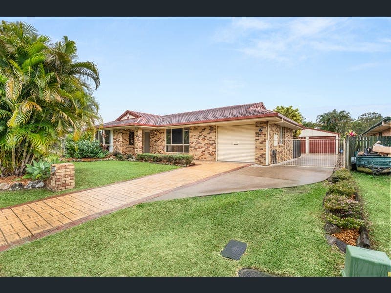 22 Greenway Court, Maryborough — photo 1 of 5