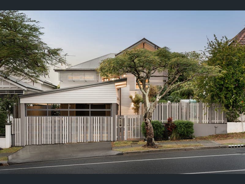33 Abbott Street, Ascot — photo 1 of 5