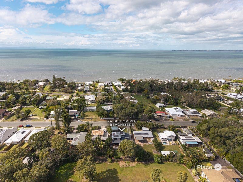 24 Bishop Road, Beachmere — photo 1 of 5