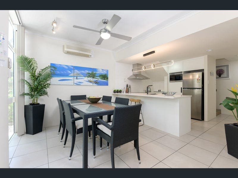 2/119 Davidson Street (Tropical Nites), Port Douglas — photo 1 of 5