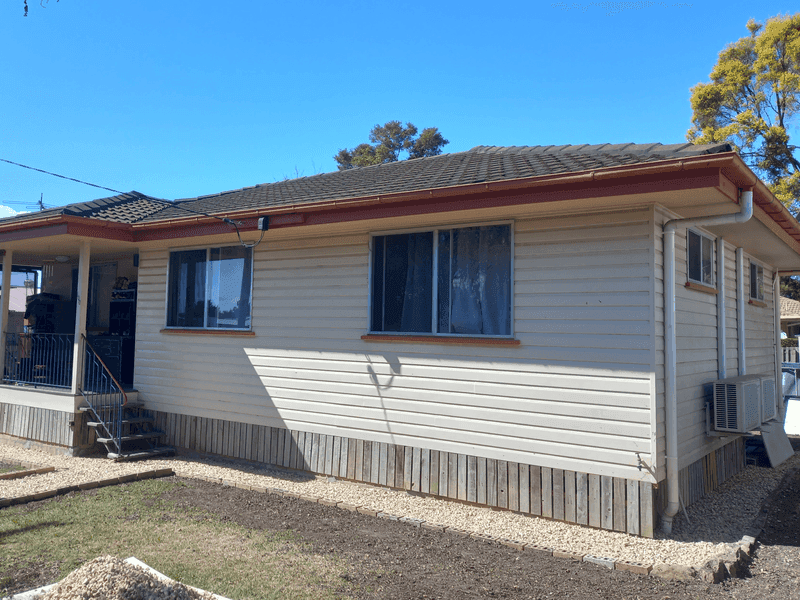 100 Thornton Street, Raceview — photo 1 of 5