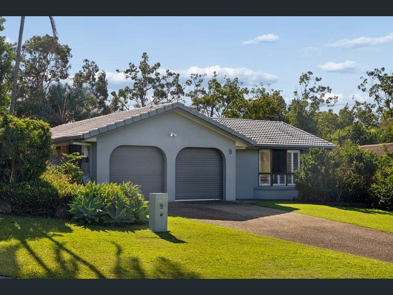 9 Sawgrass Place, Robina — photo 1 of 5