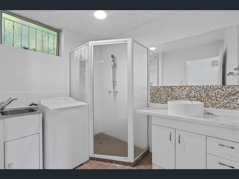 1/28 Browne Street, New Farm — photo 1 of 5