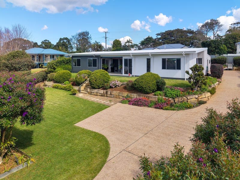 16 Macaranga Street, Maleny — photo 1 of 5