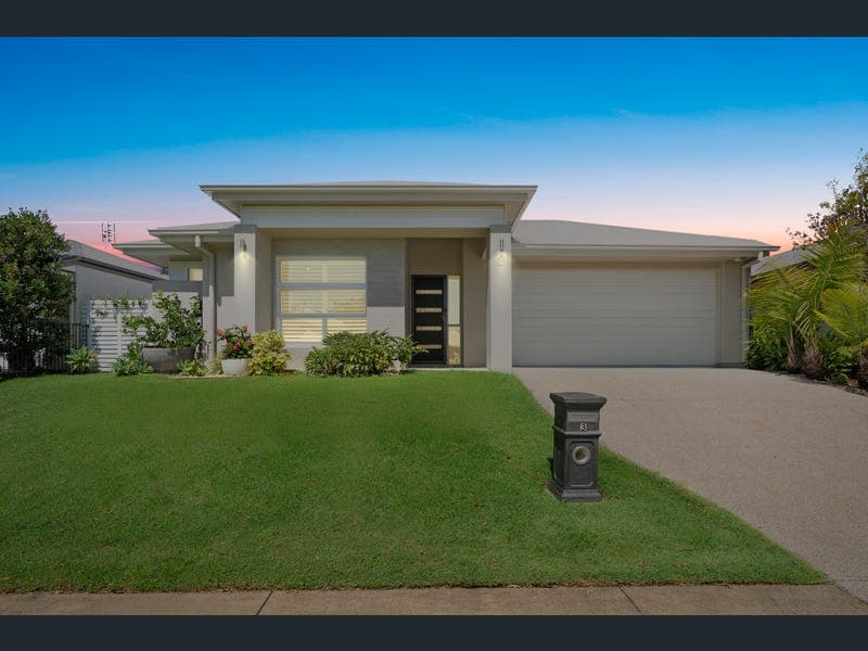 3 Radiata Place, Peregian Springs — photo 1 of 5