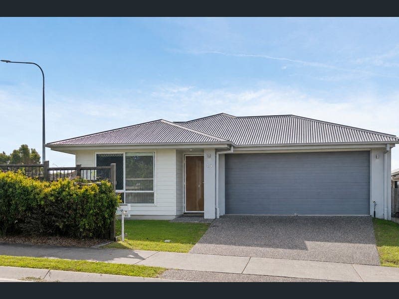 45 Creekstone Avenue, Redbank Plains — photo 1 of 4