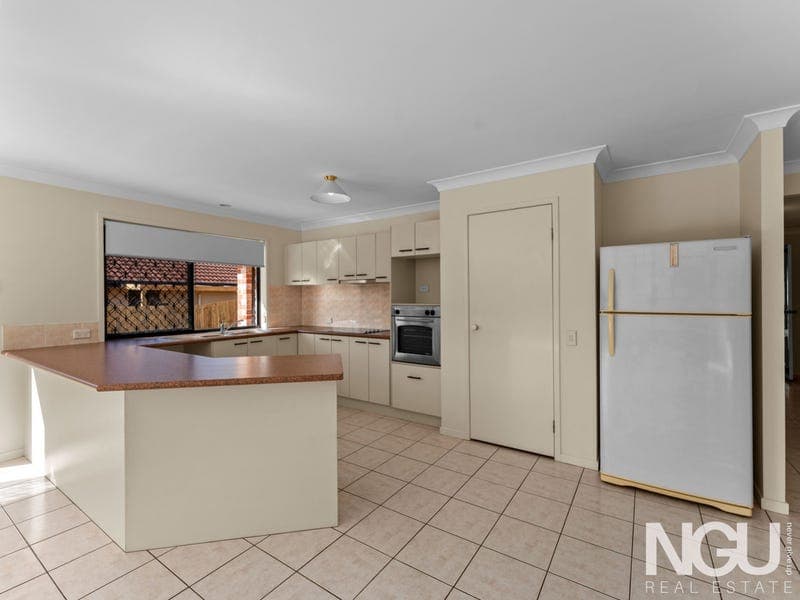17 Alford Court, Goodna — photo 1 of 5