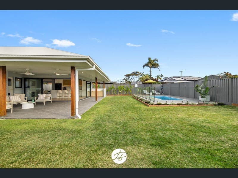 4 Winkara Street, Wurtulla — photo 1 of 5